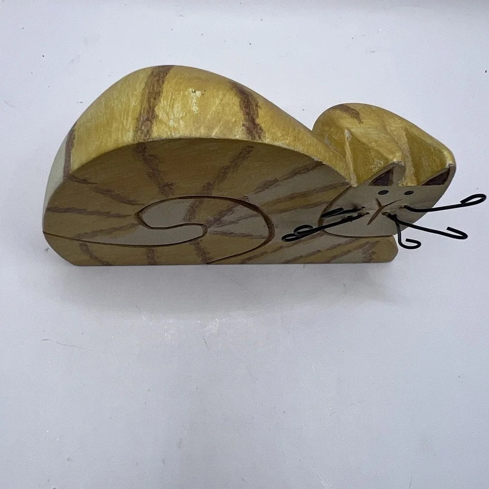 VTG Wood Tabby Cat 1999 Tender Heart Treasures Carved Yellow Cat 4